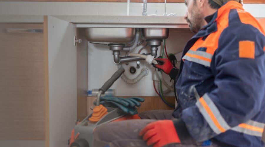 Local annual plumbing maintenance in Lejunior, KY